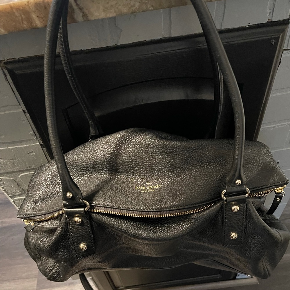KATE SPADE COBBLE HILL TRAVEL LESLIE